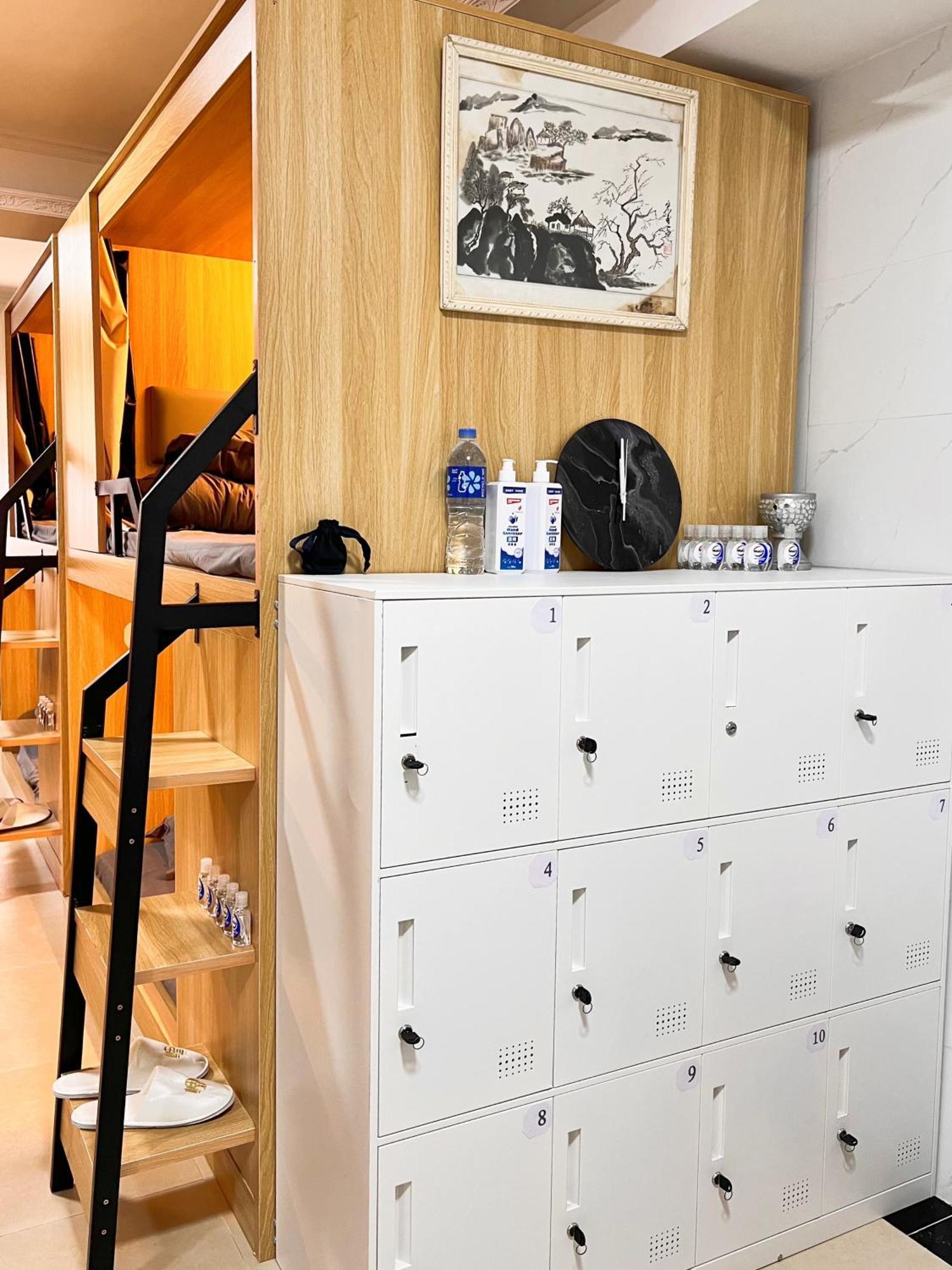 Waveflo Hostel 浪花青旅 Hong Kong Exterior foto